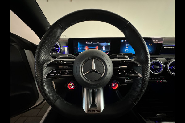 Mercedes-Benz CLA-Klasse AMG 35 4MATIC Pano|Keyless|Dodehoek|Sfeer|Camera