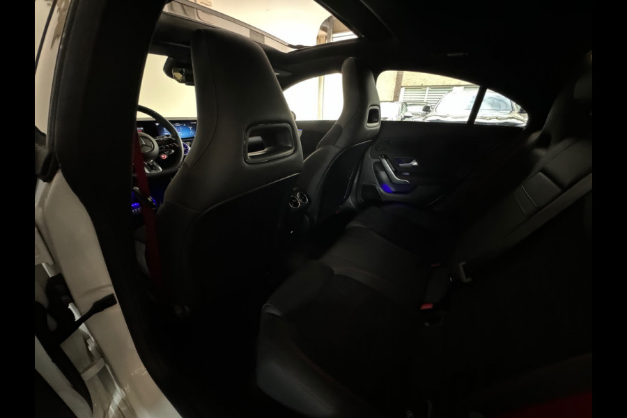 Mercedes-Benz CLA-Klasse AMG 35 4MATIC Pano|Keyless|Dodehoek|Sfeer|Camera