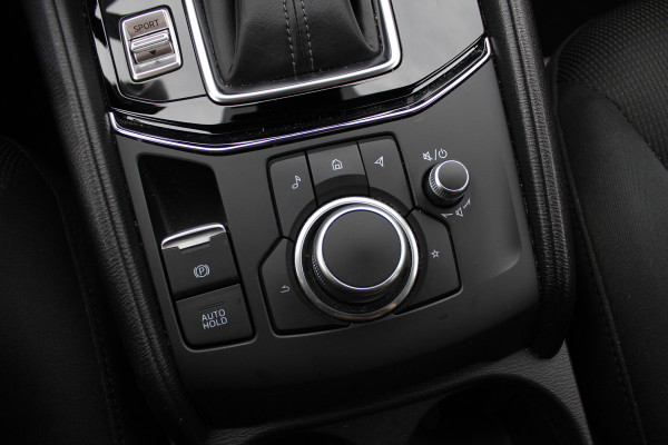 Mazda CX-5 2.0 SkyActiv-G 165 Comfort / Trekhaak / Camera / CarPlay / 17'' / Stuur+Stoelverwarming / DAB / Cruise Control