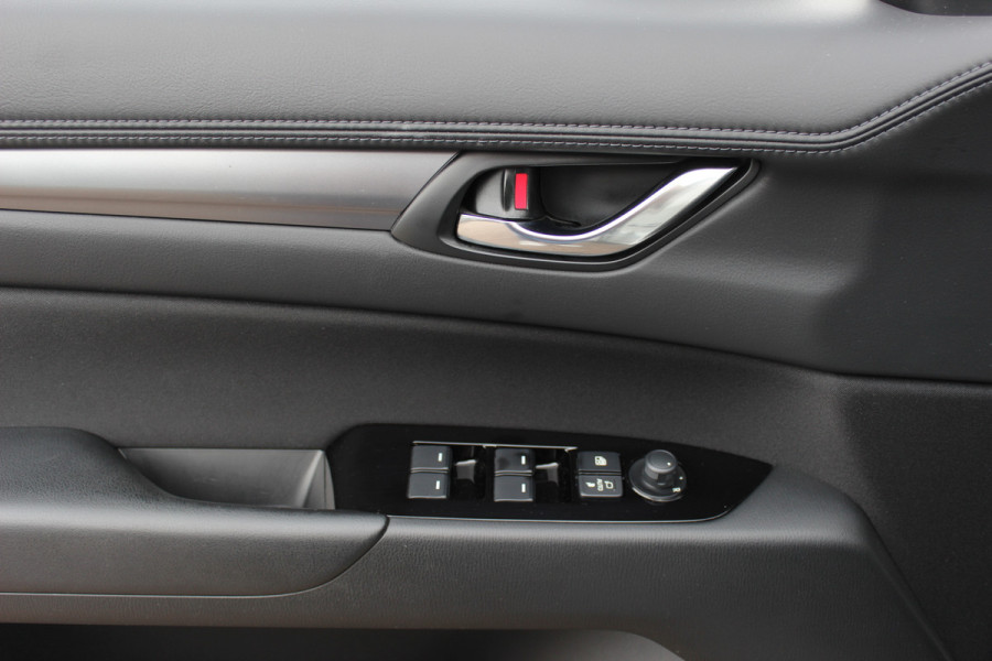Mazda CX-5 2.0 SkyActiv-G 165 Comfort / Trekhaak / Camera / CarPlay / 17'' / Stuur+Stoelverwarming / DAB / Cruise Control