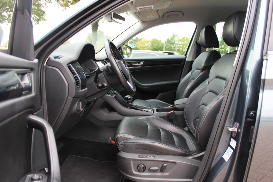 Škoda Kodiaq 1.5 TSI 4x4 Scout Business / 360Camera / Leder / Keyless / CarPlay / 18'' / Canton Audio / Stoelverwarming / Dodehoek / DAB / Cruise Control Adaptief