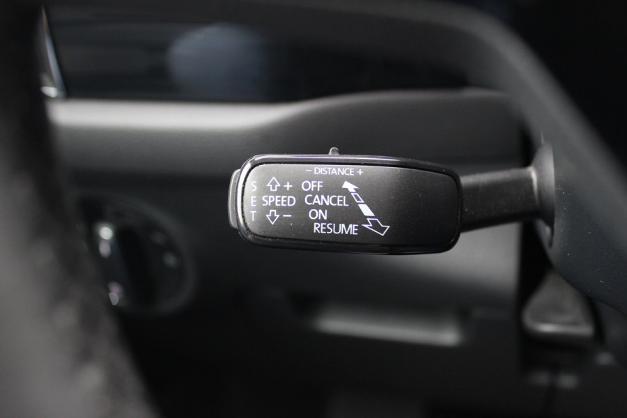 Škoda Kodiaq 1.5 TSI 4x4 Scout Business / 360Camera / Leder / Keyless / CarPlay / 18'' / Canton Audio / Stoelverwarming / Dodehoek / DAB / Cruise Control Adaptief