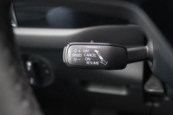 Škoda Kodiaq 1.5 TSI 4x4 Scout Business / 360Camera / Leder / Keyless / CarPlay / 18'' / Canton Audio / Stoelverwarming / Dodehoek / DAB / Cruise Control Adaptief