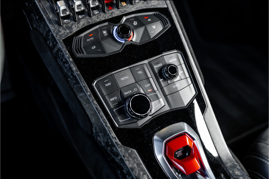 Lamborghini Huracan 5.2 V10 Performante - Lift | Forged | ALA | Alcantara | Ceramic