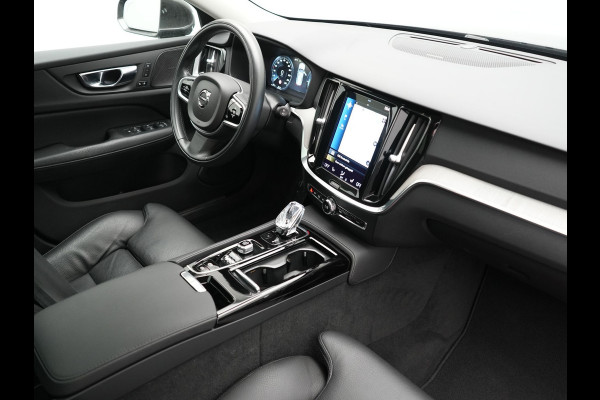 Volvo V60 T6 Recharge AWD Inscription PHEV 340pk Dealer O.H | Trekhaak Af Fabriek | Panodak | Adaptive Cruise | Harman / Kardon | 360 Camera | Lederen Sportstoelen Memory & Verwarmd | Stuurverwarming | Blis | Keyless | Apple Carplay | Virtual | Navigatie | DAB | 19"L.M | Plug In Hybrid