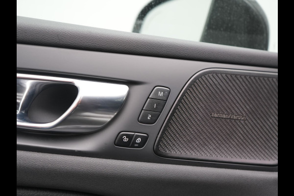 Volvo V60 T6 Recharge AWD Inscription PHEV 340pk Dealer O.H | Trekhaak Af Fabriek | Panodak | Adaptive Cruise | Harman / Kardon | 360 Camera | Lederen Sportstoelen Memory & Verwarmd | Stuurverwarming | Blis | Keyless | Apple Carplay | Virtual | Navigatie | DAB | 19"L.M | Plug In Hybrid