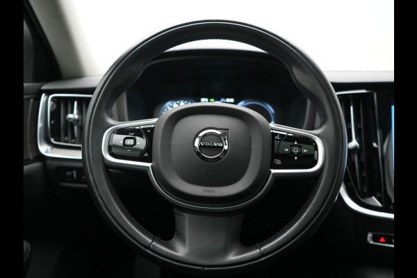 Volvo V60 T6 Recharge AWD Inscription PHEV 340pk Dealer O.H | Trekhaak Af Fabriek | Panodak | Adaptive Cruise | Harman / Kardon | 360 Camera | Lederen Sportstoelen Memory & Verwarmd | Stuurverwarming | Blis | Keyless | Apple Carplay | Virtual | Navigatie | DAB | 19"L.M | Plug In Hybrid