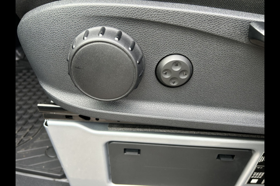 Mercedes-Benz eSprinter 320 L3 H2 Select 81kWh / Snel laden 115Kw / LED / Distronic / Carplay / Navigatie / Camera / Parkeersensoren / LMV