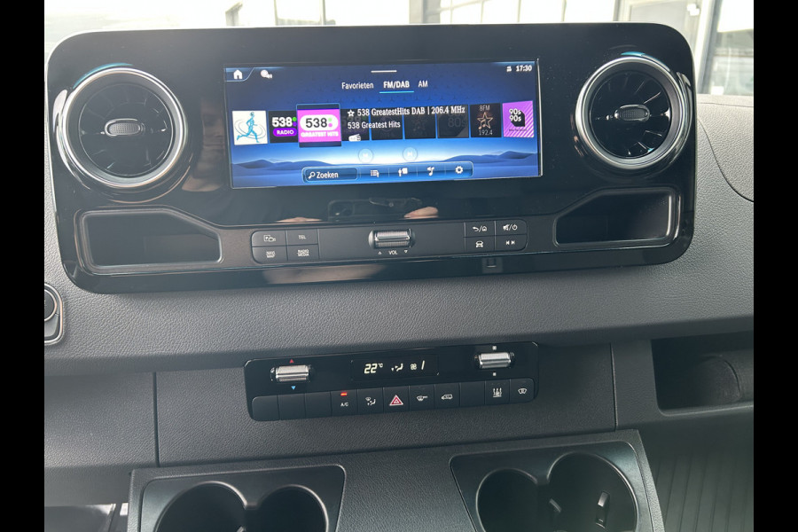 Mercedes-Benz eSprinter 320 L3 H2 Select 81kWh / Snel laden 115Kw / LED / Distronic / Carplay / Navigatie / Camera / Parkeersensoren / LMV