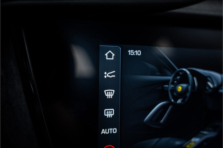 Ferrari 12Cilindri 6.5 V12 - Rosso Imola | Lift | Carbon Interior | Surround View | Electric Seats