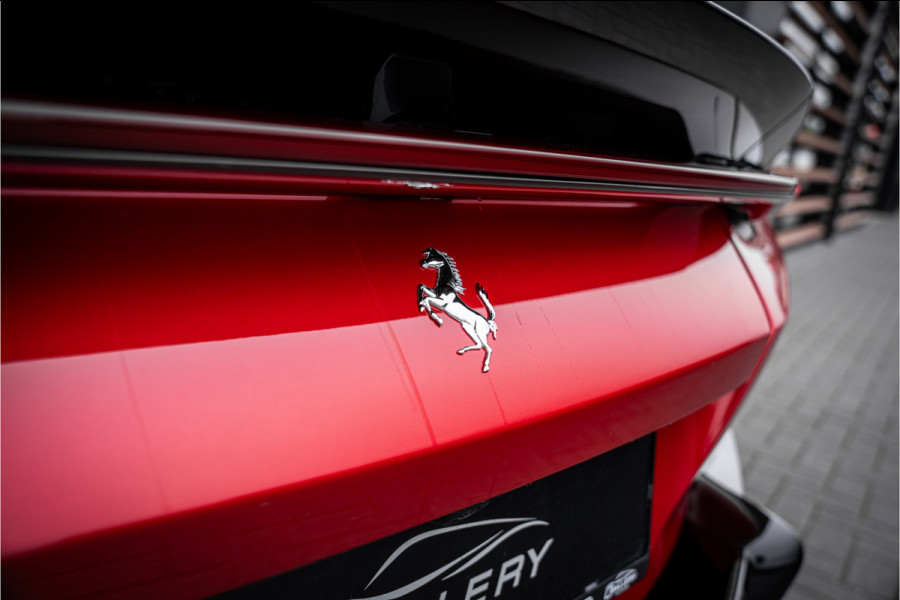 Ferrari 12Cilindri 6.5 V12 - Rosso Imola | Lift | Carbon Interior | Surround View | Electric Seats
