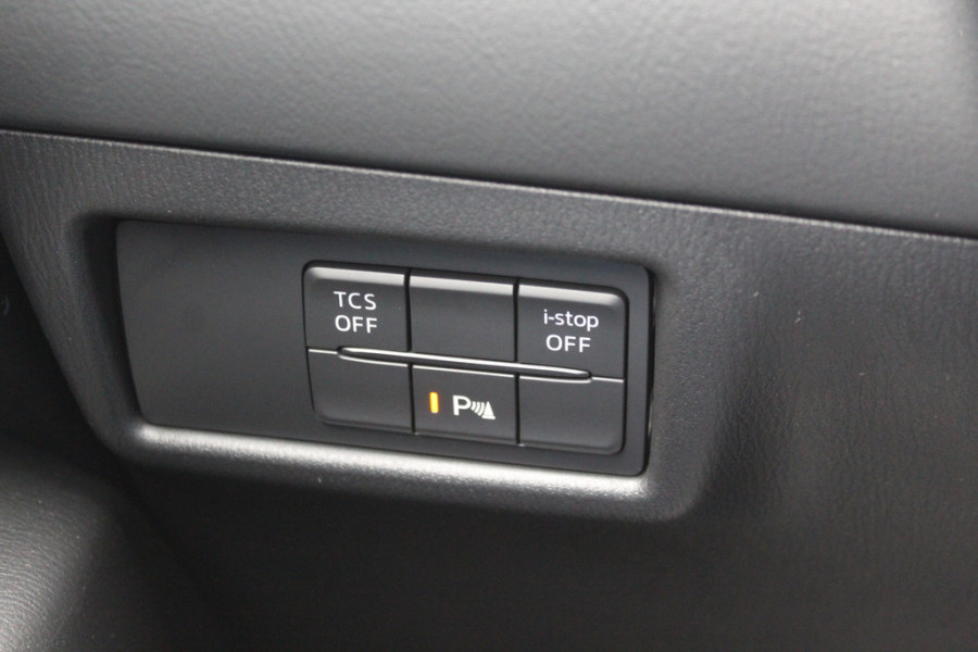 Mazda CX-5 2.0 SkyActiv-G 165 Luxury / Trekhaak / 360Camera / Head-up / Leder / Bose / Keyless / 19'' / Dodehoek / Navigatie / DAB / Stoelventilatie+Verwarming / Cruise Control