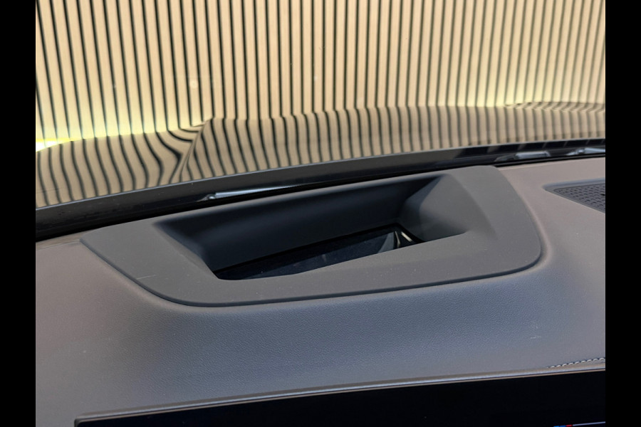 BMW X5 XDrive50e M-SPORT|PANO|H&K|HUD|MEMORY|KEYLESS|FABRIEKSGARANTIE|22INC|489PK|BOMVOL!
