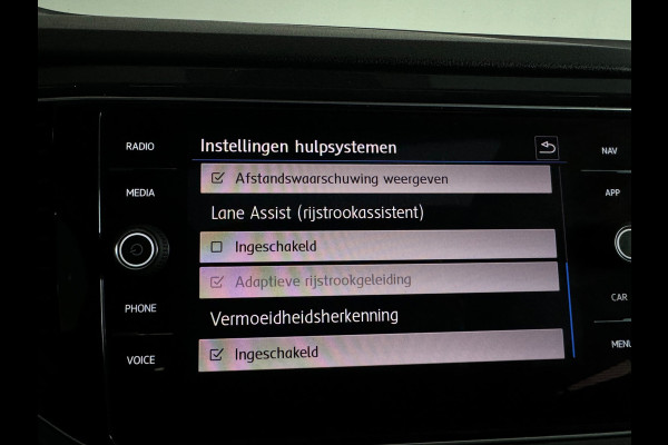 Volkswagen T-Roc 2.0 TSI 4Motion Sport Pano|ACC|Stoelverwarming|Lane