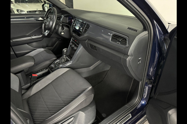 Volkswagen T-Roc 2.0 TSI 4Motion Sport Pano|ACC|Stoelverwarming|Lane