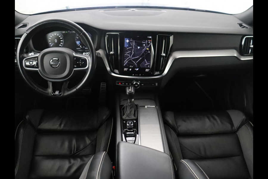 Volvo V60 2.0 T5 R-Design | Trekhaak | Navigatie | Apple carplay | LED | Stuurwielverwarming |