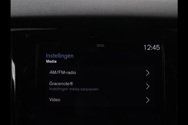 Volvo V60 2.0 T5 R-Design | Trekhaak | Navigatie | Apple carplay | LED | Stuurwielverwarming |