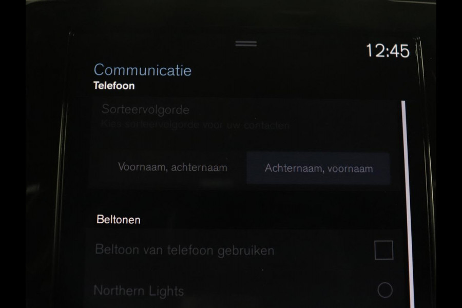 Volvo V60 2.0 T5 R-Design | Trekhaak | Navigatie | Apple carplay | LED | Stuurwielverwarming |