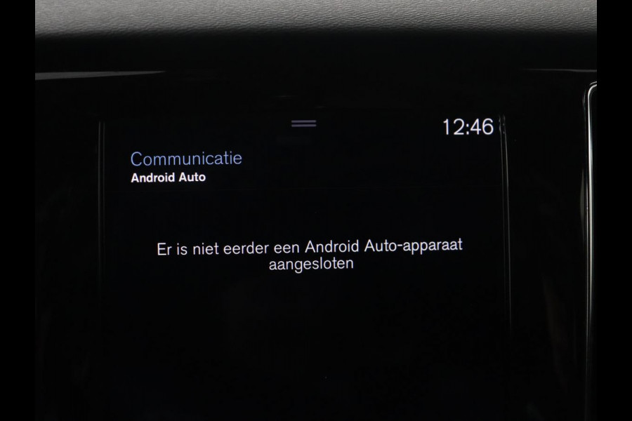 Volvo V60 2.0 T5 R-Design | Trekhaak | Navigatie | Apple carplay | LED | Stuurwielverwarming |
