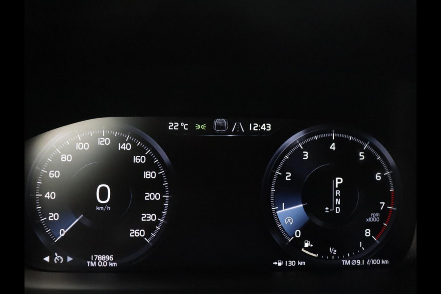 Volvo V60 2.0 T5 R-Design | Trekhaak | Navigatie | Apple carplay | LED | Stuurwielverwarming |