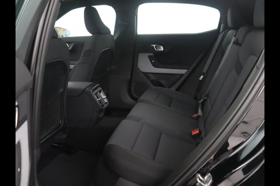 Polestar 2 Long Range Single Motor 78 kWh | SOH 92,1 | Harman Kardon Sound | Stoelverwarming | LED | Camera | Apple Carplay |