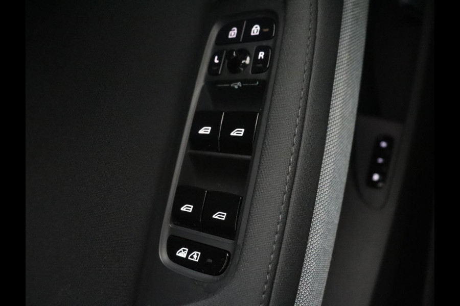 Polestar 2 Long Range Single Motor 78 kWh | SOH 92,1 | Harman Kardon Sound | Stoelverwarming | LED | Camera | Apple Carplay |