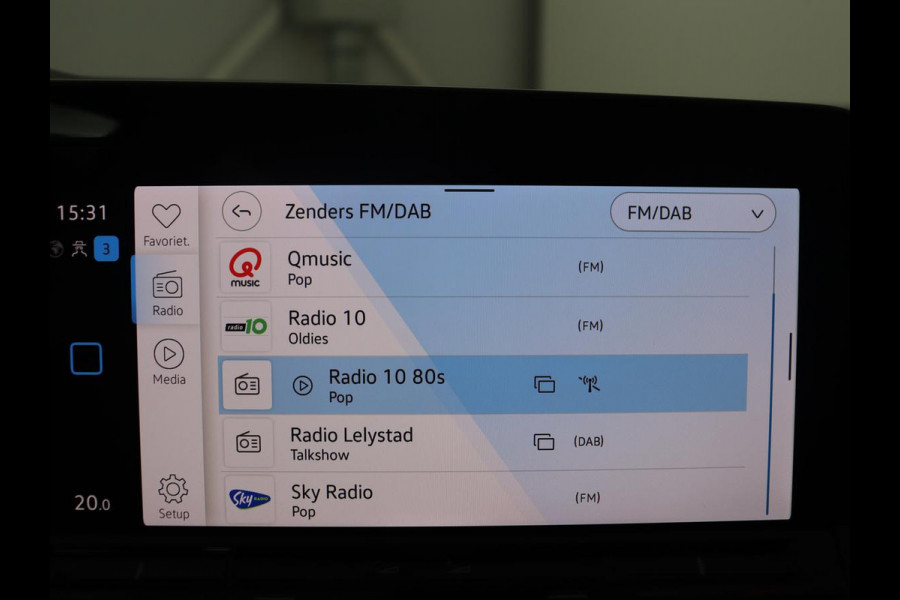 Volkswagen Golf 1.0 eTSI Life | Automaat | Navigatie | Trekhaak | Adapt. Cruise | LED |