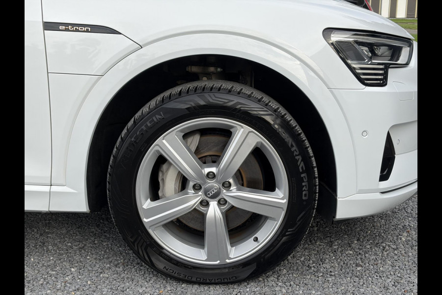 Audi e-tron e-tron 50 quattro Launch edition plus 71 kWh ✓SOH 87.83%✓Pano✓Stolverw✓Keyless✓Leder✓Virtual Cockpit✓Carplay✓Navi✓Clima✓Cruise✓Pdc V+A✓Rijstrooksensor✓19" Lm velgen✓Bj 12-2019✓N.A.P✓Apk tot 10-2027