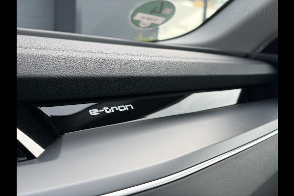 Audi e-tron e-tron 50 quattro Launch edition plus 71 kWh ✓SOH 87.83%✓Pano✓Stolverw✓Keyless✓Leder✓Virtual Cockpit✓Carplay✓Navi✓Clima✓Cruise✓Pdc V+A✓Rijstrooksensor✓19" Lm velgen✓Bj 12-2019✓N.A.P✓Apk tot 10-2027
