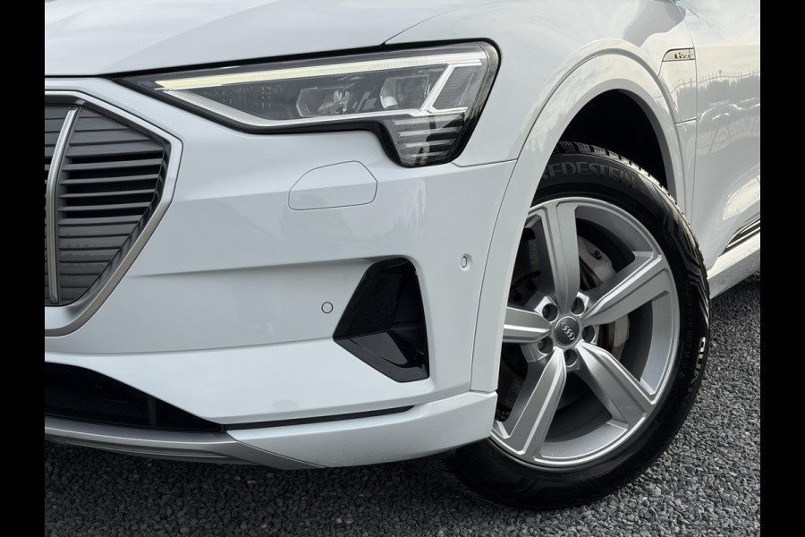 Audi e-tron e-tron 50 quattro Launch edition plus 71 kWh ✓SOH 87.83%✓Pano✓Stolverw✓Keyless✓Leder✓Virtual Cockpit✓Carplay✓Navi✓Clima✓Cruise✓Pdc V+A✓Rijstrooksensor✓19" Lm velgen✓Bj 12-2019✓N.A.P✓Apk tot 10-2027