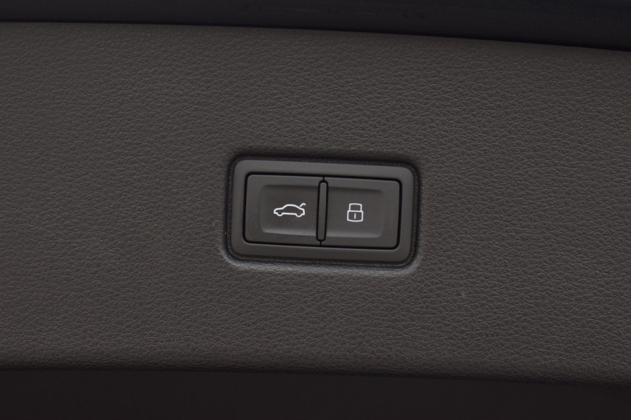 Audi Q5 Sportback 50 TFSI e S-line | RS stoelen | Luchtvering | Trekhaak | SoH 84,8%
