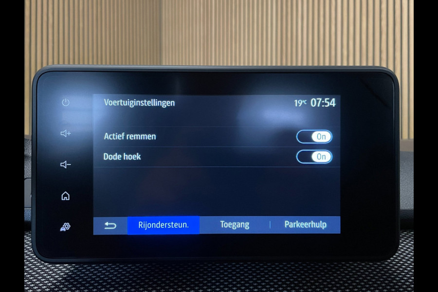 Dacia SANDERO Stepway 1.0 TCe 91 PK||NAVIGATIE|CAMERA|CARPLAY|CLIMATE+CRUISE CTRL|STOELVERWARMING|BLUETOOTH|PDC V+A|ELEK. PAKKET|