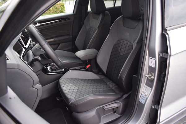 Volkswagen T-Roc 1.5 TSI 150pk DSG R-Line | Panoramadak | Camera | Trekhaak