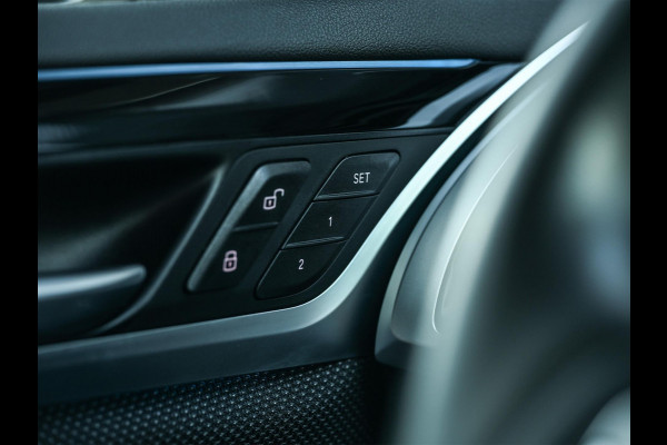BMW X3 xDrive30e High Executive | Camera | Active Cruise | Memory Seat | Stoel + Stuurverwarming | Ambiance Interieur | BMW Gesture Control | Trekhaak | Apple Carplay |