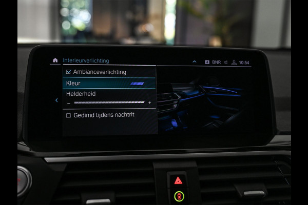 BMW X3 xDrive30e High Executive | Camera | Active Cruise | Memory Seat | Stoel + Stuurverwarming | Ambiance Interieur | BMW Gesture Control | Trekhaak | Apple Carplay |