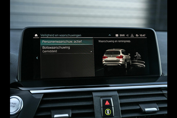 BMW X3 xDrive30e High Executive | Camera | Active Cruise | Memory Seat | Stoel + Stuurverwarming | Ambiance Interieur | BMW Gesture Control | Trekhaak | Apple Carplay |