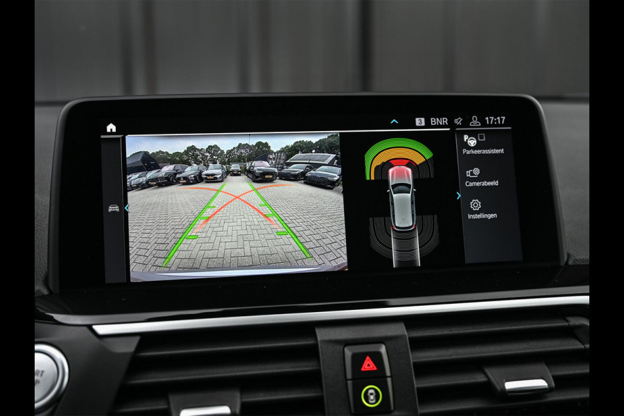 BMW X3 xDrive30e High Executive | Camera | Active Cruise | Memory Seat | Stoel + Stuurverwarming | Ambiance Interieur | BMW Gesture Control | Trekhaak | Apple Carplay |
