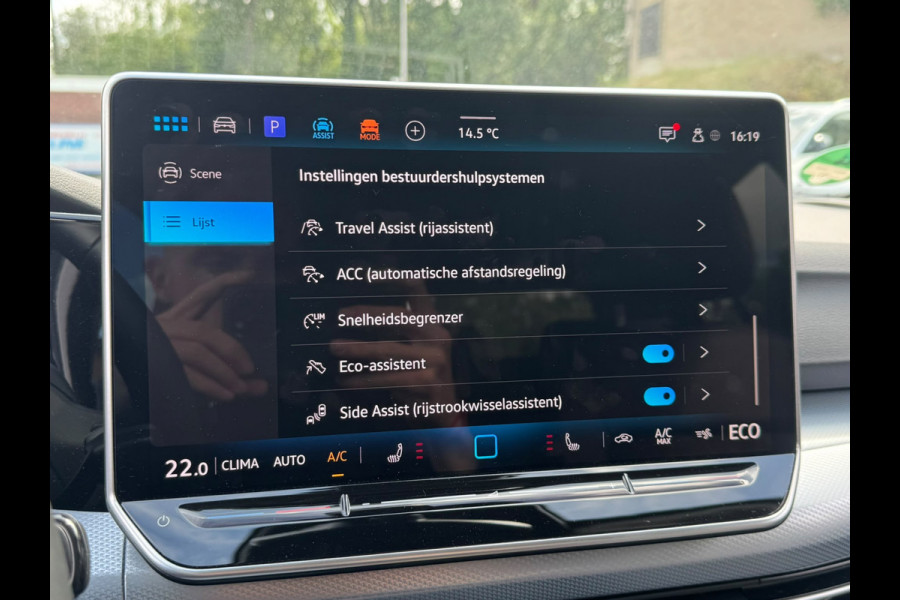 Volkswagen Golf 1.5 eHybrid 204PK DSG HYBRIDE LIFE CAMERA/NAVI/HEAD-UP/CARPLAY