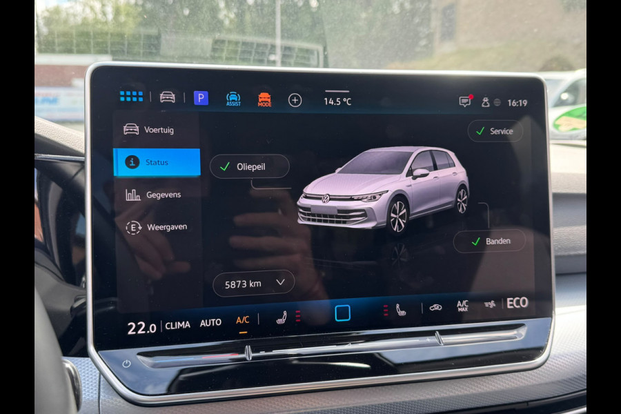 Volkswagen Golf 1.5 eHybrid 204PK DSG HYBRIDE LIFE CAMERA/NAVI/HEAD-UP/CARPLAY