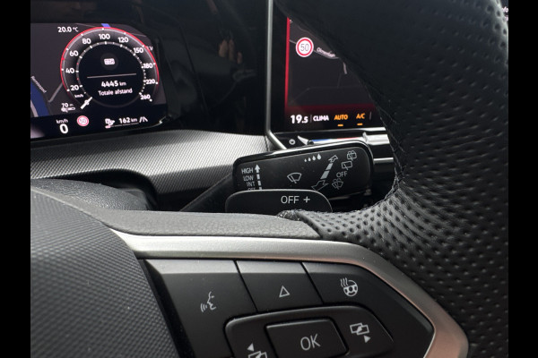 Volkswagen Golf GTE 1.5 272PK DSG HYBRID GTE-SPORT 360°CAMERA/NAVI/HEAD-UP!/CARPLAY