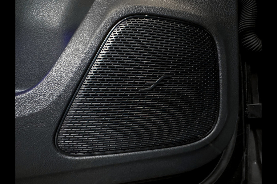 Mercedes-Benz A-Klasse A200 AMG Memory|Multibeam|Panorama|Sfeerlicht|Camera|Carplay|Keyless