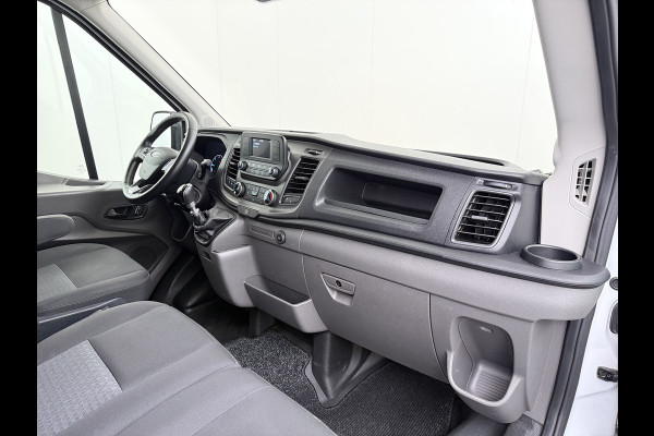 Ford Transit 350 2.0TDCI 130PK Euro 6 L3H2 3-Persoons Camera Stoelverwarming Airco Cruise Control Bluetooth Pdc Voorruit verwarmbaar Wandbetimmering Schuifdeur Wifi Dealeronderhouden