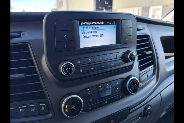 Ford Transit 350 2.0TDCI 130PK Euro 6 L3H2 3-Persoons Camera Stoelverwarming Airco Cruise Control Bluetooth Pdc Voorruit verwarmbaar Wandbetimmering Schuifdeur Wifi Dealeronderhouden