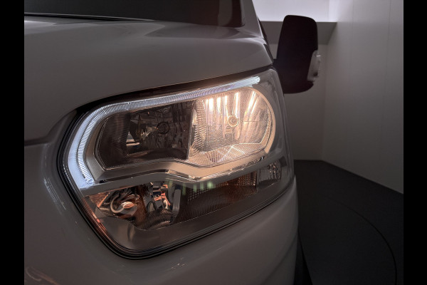 Ford Transit 350 2.0TDCI 130PK Euro 6 L3H2 3-Persoons Camera Stoelverwarming Airco Cruise Control Bluetooth Pdc Voorruit verwarmbaar Wandbetimmering Schuifdeur Wifi Dealeronderhouden
