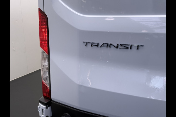 Ford Transit 350 2.0TDCI 130PK Euro 6 L3H2 3-Persoons Camera Stoelverwarming Airco Cruise Control Bluetooth Pdc Voorruit verwarmbaar Wandbetimmering Schuifdeur Wifi Dealeronderhouden