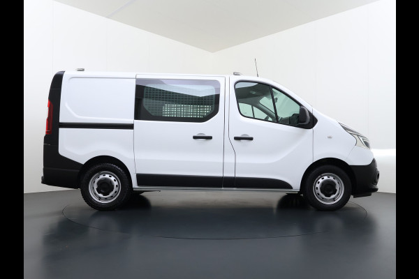 Renault Trafic 2.0DCi 120PK T29 Euro 6 3-Persoons 2X Schuifdeur Trekhaak Navi Airco Bluetooth Cruise Control DAB L1H1 Betonplex vloer Wandbetimmering 2.000KG Trekgewicht 1e Eigenaar Origineel Nederlandse Auto