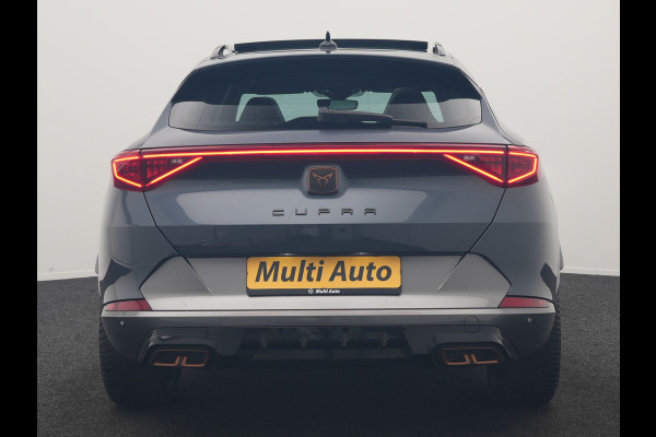 CUPRA Formentor 1.4 e-Hybrid VZ Copper Edition PHEV 245pk Dealer O.H | Panodak | Adaptive Cruise | Camera | Sportstoelen & Stuur Verwarmd | Keyless | Blis | Sfeerverlichting | Apple Carplay | DAB | Navigatie | Virtual | 19"L.M | Plug In Hybrid