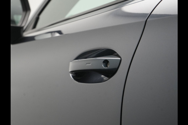 CUPRA Formentor 1.4 e-Hybrid VZ Copper Edition PHEV 245pk Dealer O.H | Panodak | Adaptive Cruise | Camera | Sportstoelen & Stuur Verwarmd | Keyless | Blis | Sfeerverlichting | Apple Carplay | DAB | Navigatie | Virtual | 19"L.M | Plug In Hybrid