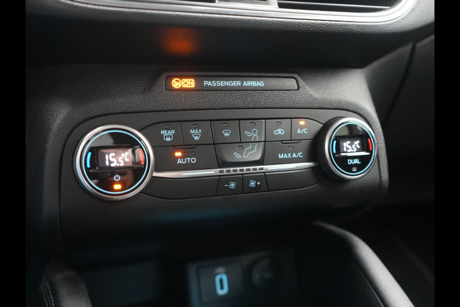 Ford FOCUS Wagon 1.0 EcoBoost Hybrid Titanium Business 125pk | Camera | Apple Carplay | Keyless | Lane Assist | Elektrische Achterklep | Cruise Control | Virtual | Climate Control | Draadloze Telefoonlader | Navigatie | DAB | 16"L.M |