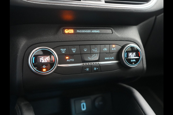 Ford FOCUS Wagon 1.0 EcoBoost Hybrid Titanium Business 125pk | Camera | Apple Carplay | Keyless | Lane Assist | Elektrische Achterklep | Cruise Control | Virtual | Climate Control | Draadloze Telefoonlader | Navigatie | DAB | 16"L.M |